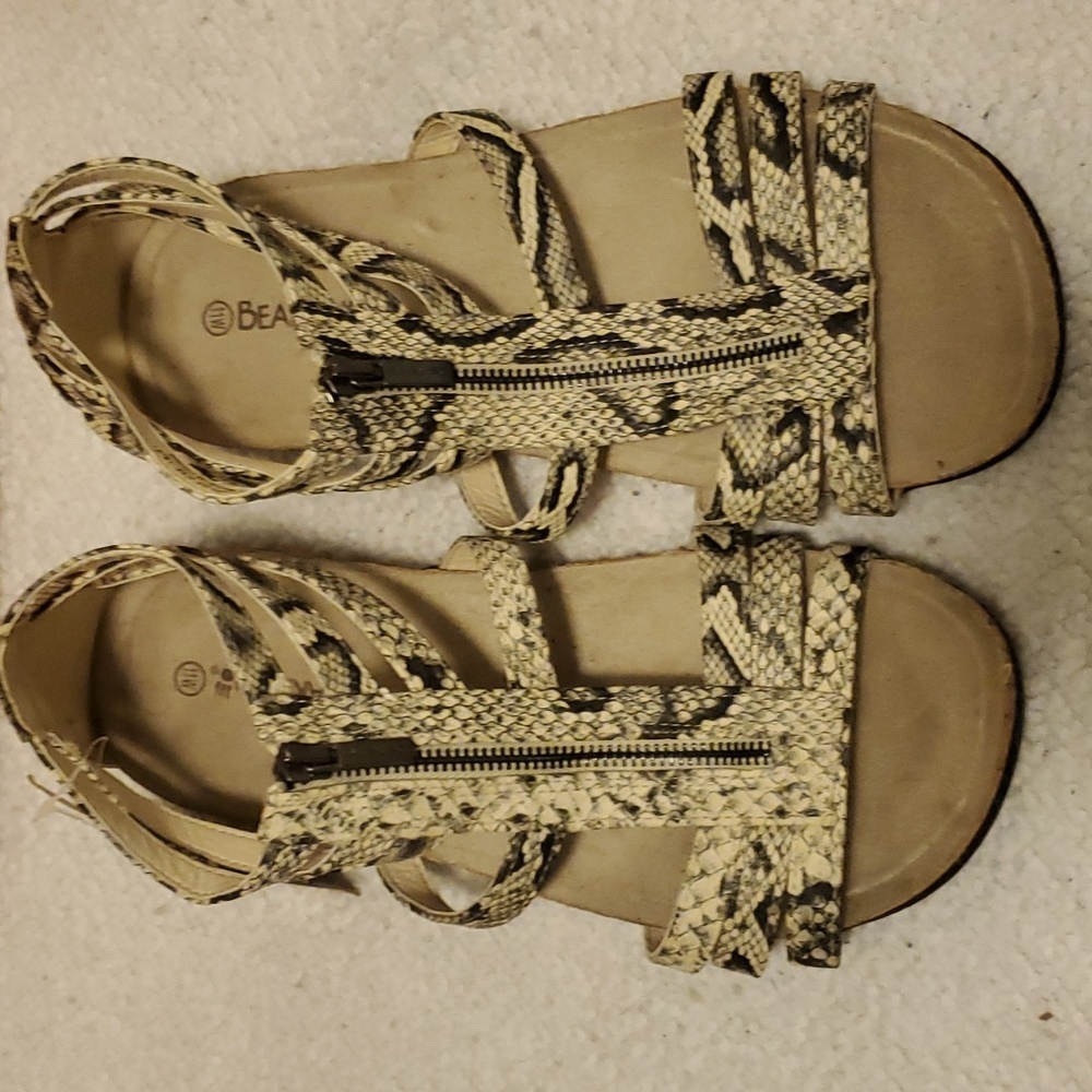 Bearpaw womens shoes